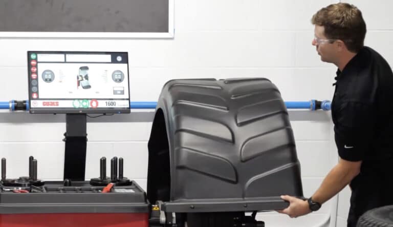 Coats 1600 Direct Drive Wheel Balancer